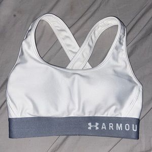 Underarmour Women’s sports bra
